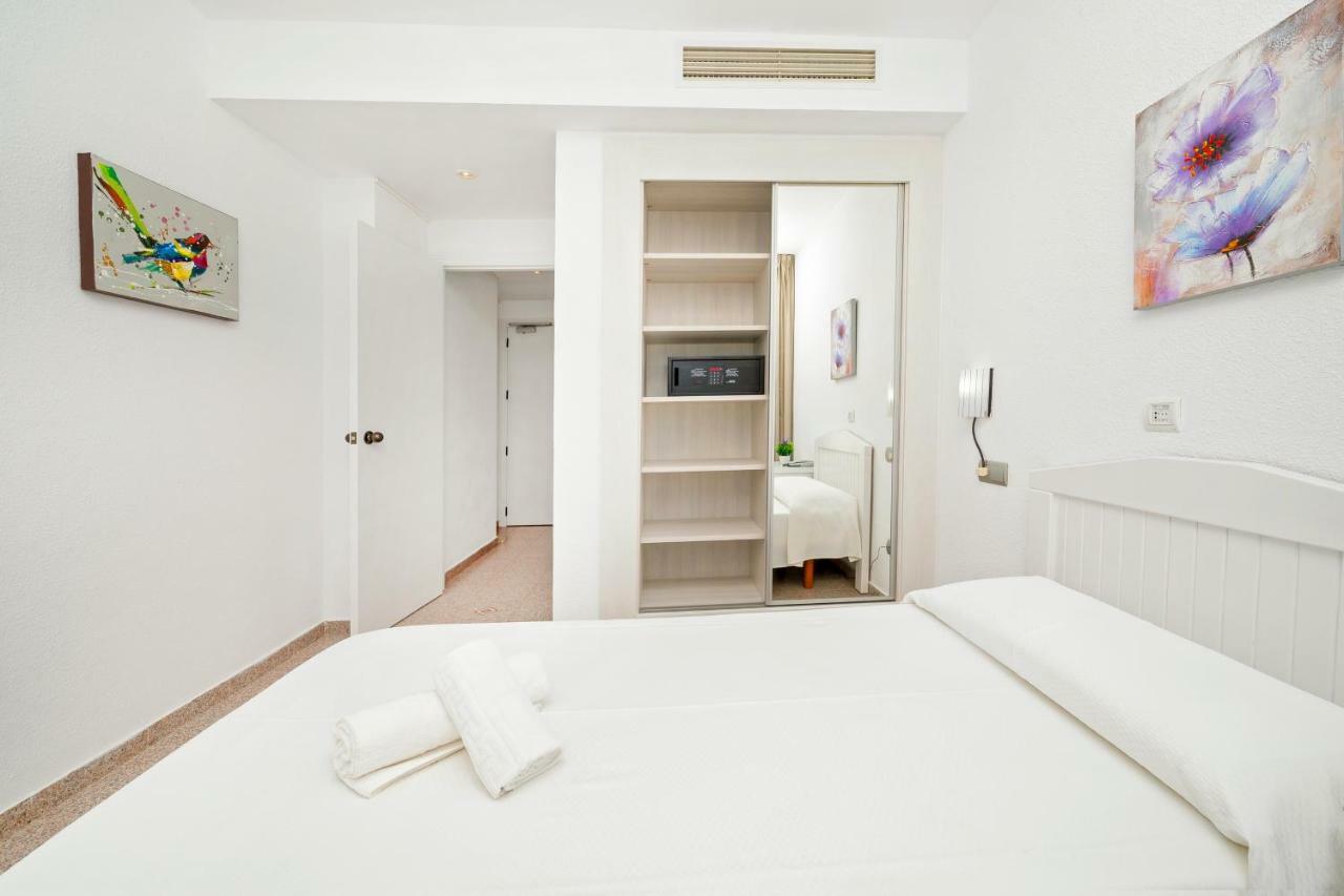 Hostal Molins Park Ibiza Town Ngoại thất bức ảnh